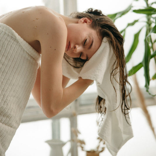 Starkes Haar durch basische Pflege