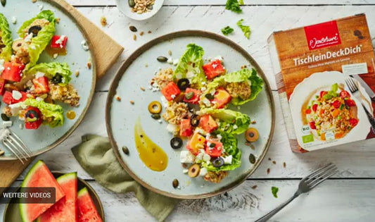 Salat mit Melone, Feta und TischleinDeckDich von Jentschura