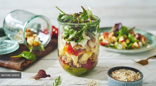 Salat im Glas fürs Büro