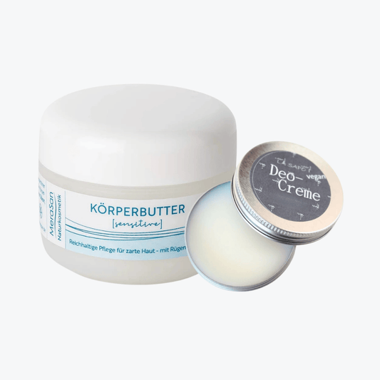 Bundle enthält folgende Produkte: 
La Sapo Deocreme 30gMeraSan Körperbutter Sensitive Parfümfrei 50ml
